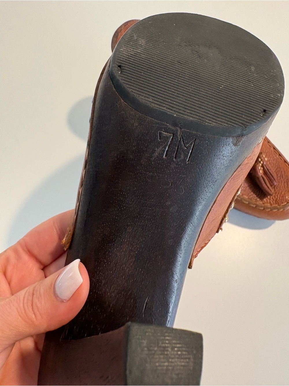 Michael Kors Brown Leather Tassel Mule Clogs Wooden Heel Size 7M - Picture 7 of 12
